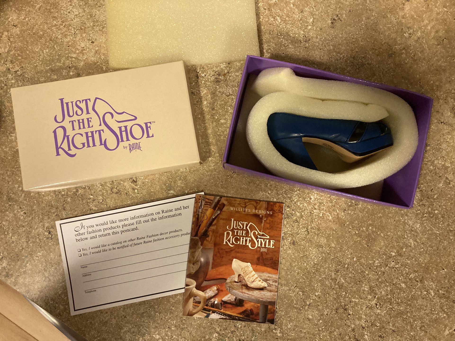 Just The Right Shoe By Raine, Item 25019, New Heights, Circa 1930, Box & Papers (Johnstown Ohio)