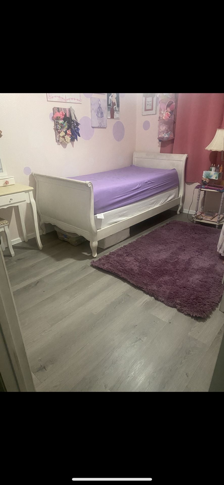 Girls Twin Bed frame And Box Spring Mattress'