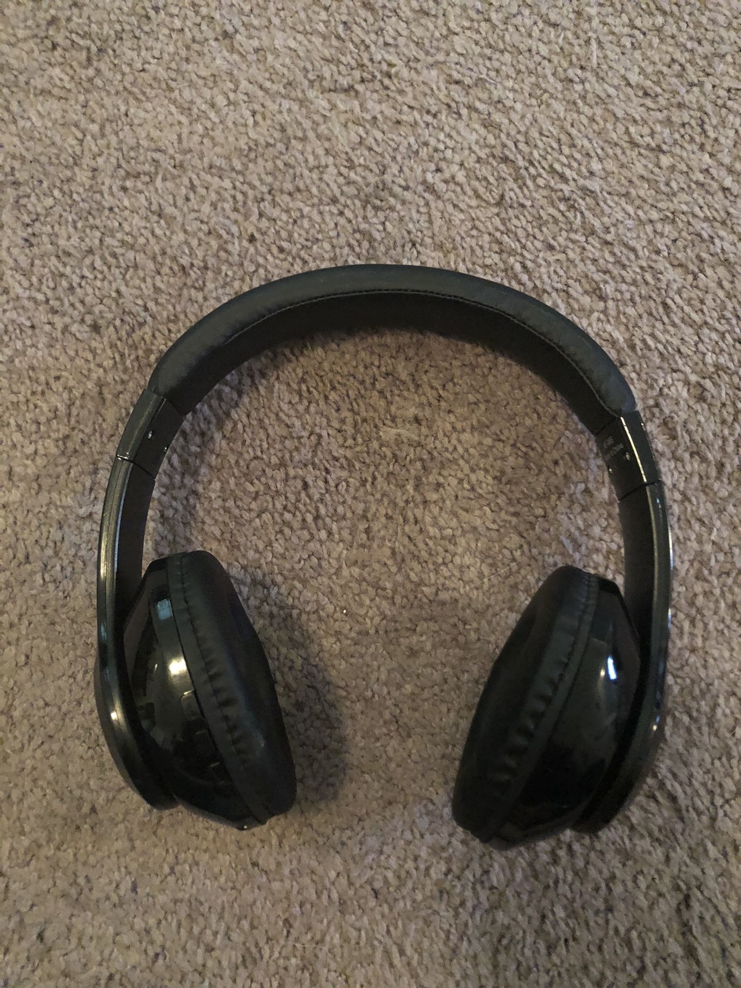 Wireless headphones