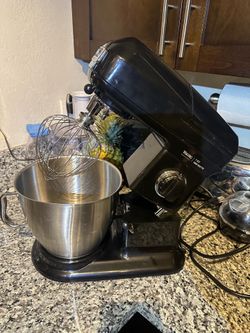 VIKING VSM700 Professional 1000 Watt 7 Qt Stand Mixer