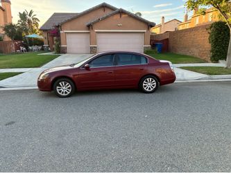 2007 Nissan Altima v4 automatic runs good clean title current tags needs tlc but runs good