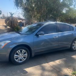 2012 Nissan Altima 2.5s