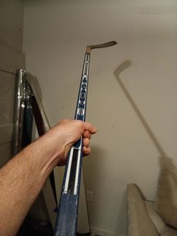 Hockey stick 10$ like new