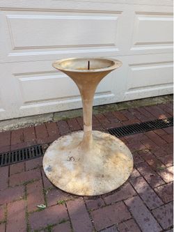 Vintage metal table base
