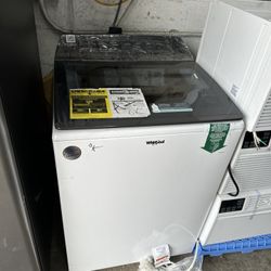 washer washer whirlpool 27  invhes new 