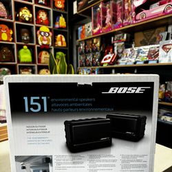 Bose 151 Environmental Speakers Pair Indoor Outdoor Brackets Included Black New