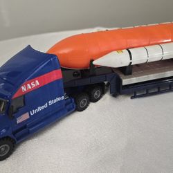 NASA Transporter Truck Diecast Shuttle Truck Trailer Rockets 18" Length 
