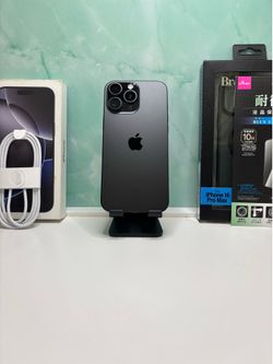 iPhone 16 Pro Max 256GB Unlocked Clean Condition (Free Accessories)