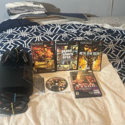 PlayStation 2 Console With 5 Games (WORKS)!!