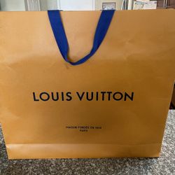 Louis Vuitton Gift Box, Gift Bag, Dust Cover, Ribbon Purse Size