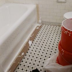 Chicago Bathtub Reglazing Services 