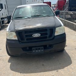 2005 Ford F150 XL 