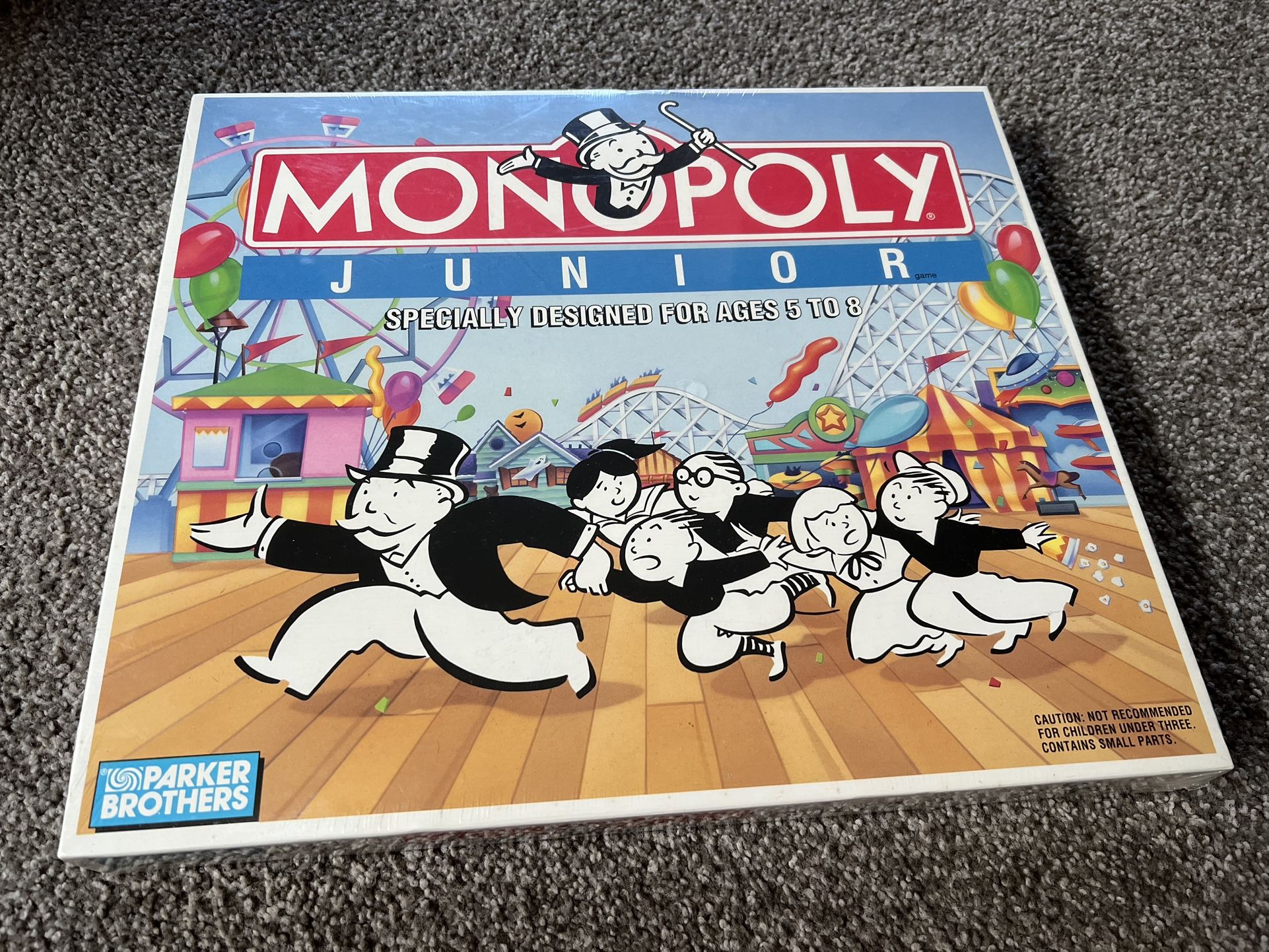 Parker Brothers Monopoly Junior 1990 New