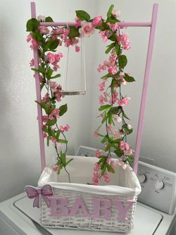 Baby shower basket