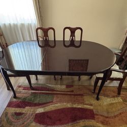 Elegant 6-Person Dining Table w/ 4 Chairs - $149 OBO