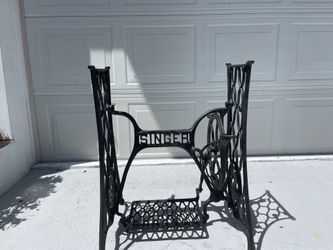 Singer Sewing Machine Base