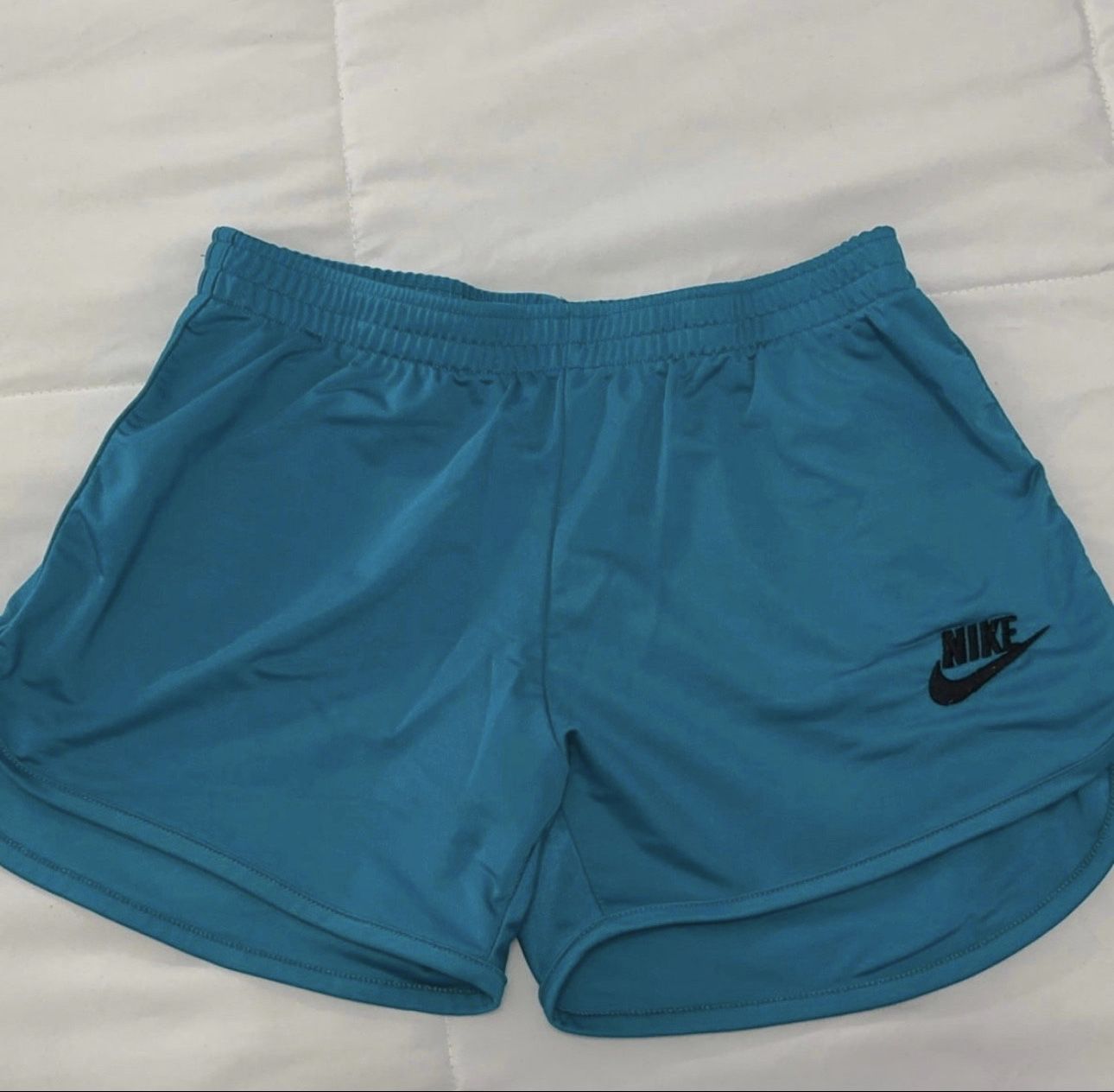 VINTAGE NIKE SHORTS TEAL EMBROIDERED LOGO XS