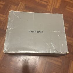 Balenciaga track