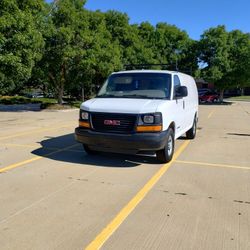  2003  GMC Savana 3500 
