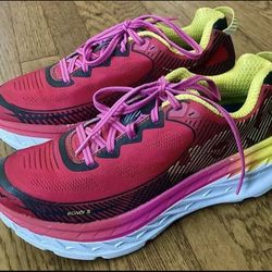 WOMENS HOKA 