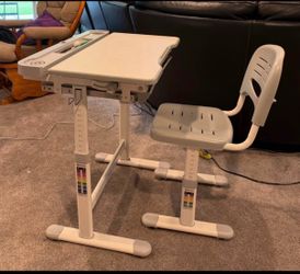 Children’s Desk