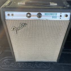 Fender MusicMaster Amp