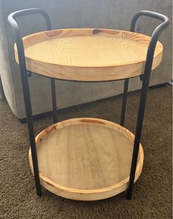Side table/bar cart