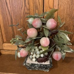 Vintage Jade Peach And Grape Bonsai Tree 9 Peaches And 3 Bunches Of Grapes 11” Tall And The Widest Point Is 13”