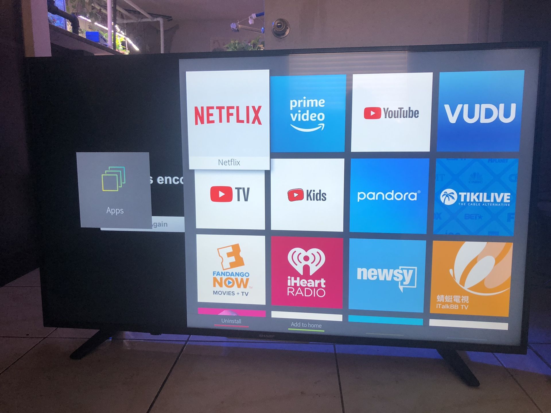 55 inch sharp 4K smart TV Netflix YouTube vudu