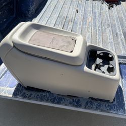 Center Console 01-02 GMC Denali