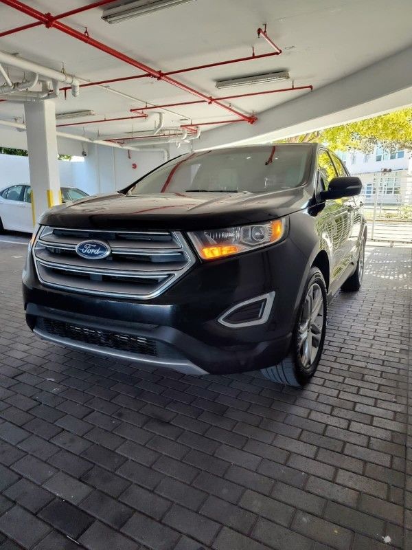 2017 Ford Edge