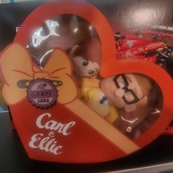 Carl and Ellie Plush 
