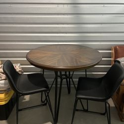 Tall Bar Bistro Table & 2 Chairs