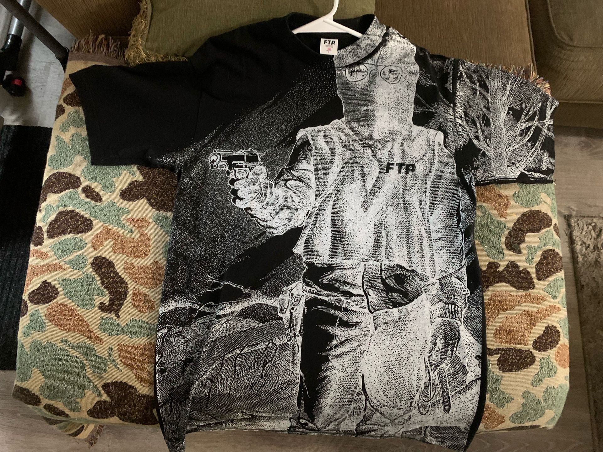 FTP Zodiac Tee Large