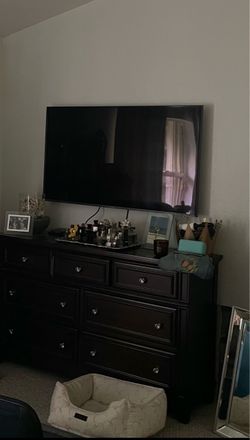 56” Samsung TV