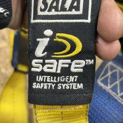 Fall Protection/ Harnesses/ Lanyards 