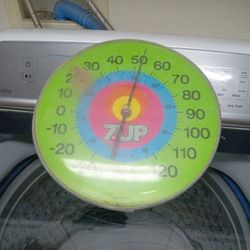 Vintage 7up Outdoor Temperature Gauge