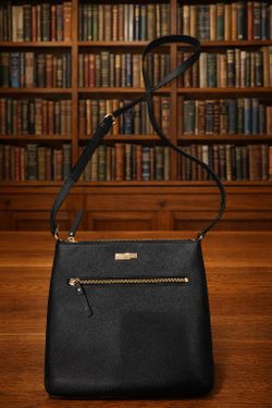 Kate Spade Black Crossbody Purse – Sleek & Classic