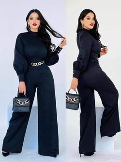 New Women's 2 Piece Set/Jumpsuit Available In Size Small And Large