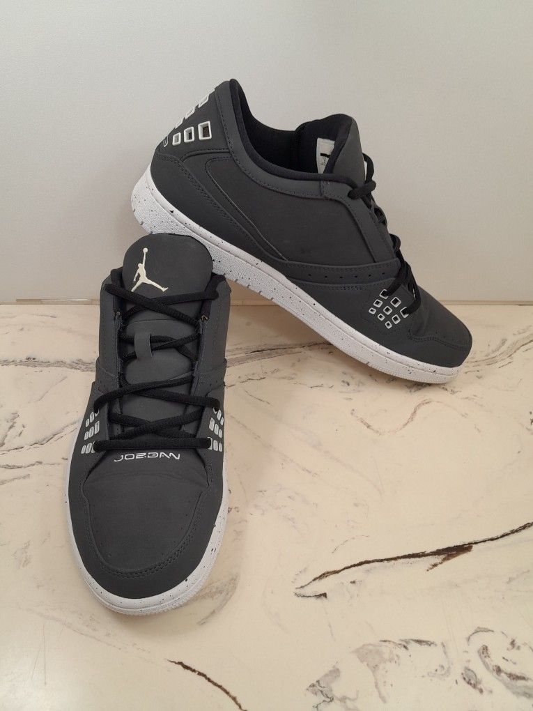 Men\'s Nike Air Jordan 1 Flight Low Gray/White Size 11