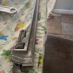 24” RIDGID Pipe Wrench