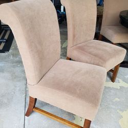 Chairs: 4 Upholstered Chairs
