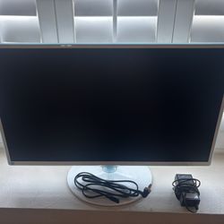 Samsung 27” Monitor (S27D360H)