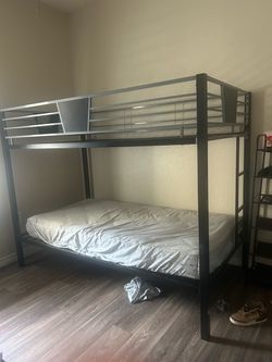 Bunk bed
