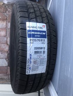 ***Brand New P235/70R15 Kumho Crugen Tire***