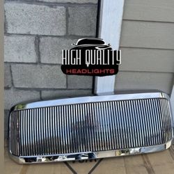 Ford F250  2005  2007 Front Bumper Grille 