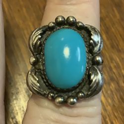 Sterling Turquoise Southwest Style Ring, Size 6.25.