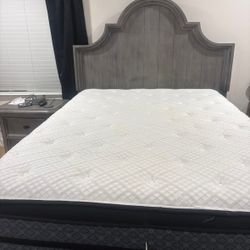 Mattress Queen