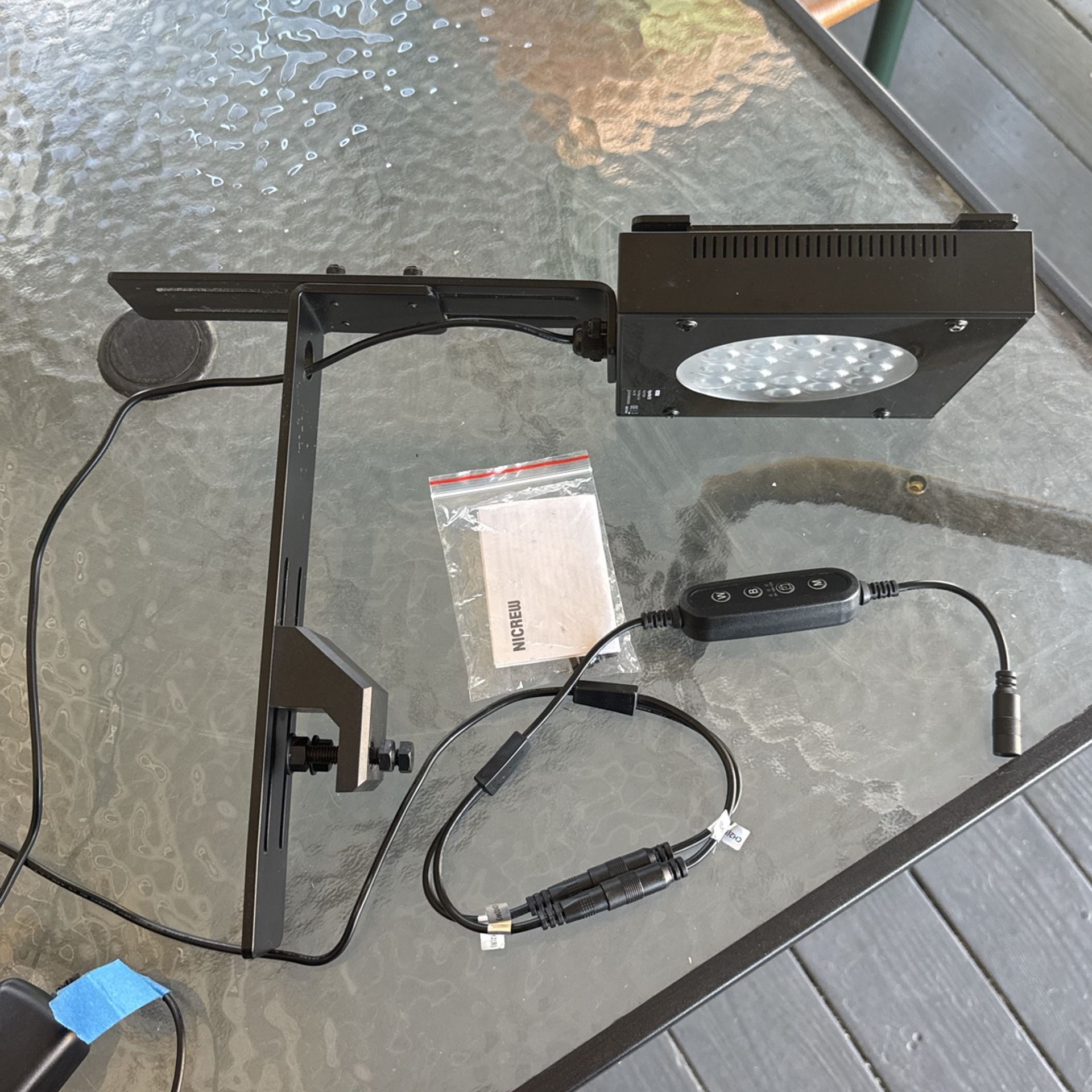 Salt Water Nicrew 30w reef light