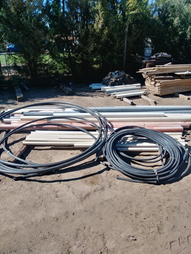 Poly & PVC pipe - assorted lengths & sizes